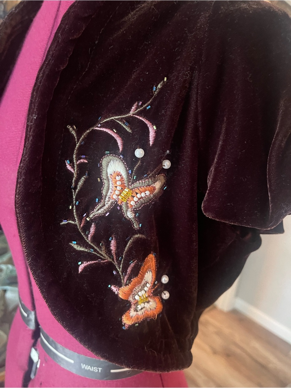 Embroidered Dark BrownVelvet Cropped Bolero Jacket - Floral Detail - Picture 3 of 6